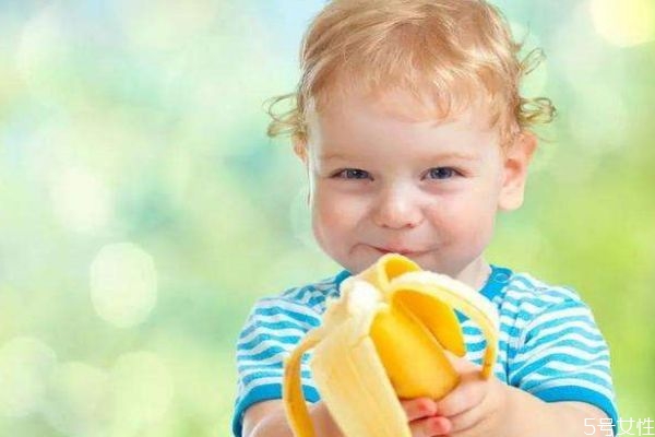 冬天可以吃香蕉嗎 吃香蕉的功效有什么呢 冬天可以吃香蕉嗎 吃香蕉的功效有什么呢