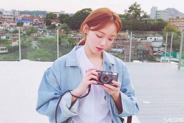 男人長得帥有什么好處 長得帥和有錢哪個重要 男人長得帥有什么好處 長得帥和有錢哪個重要