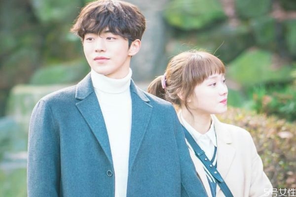 情侶之間應該有什么話題 情侶之間找話題 情侶之間應該有什么話題 情侶之間找話題