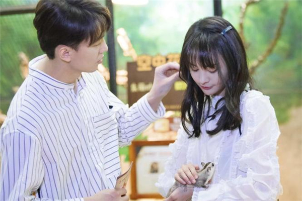 女朋友和前任保持聯(lián)系怎么辦 女朋友和前任聯(lián)系意味什么 女朋友和前任保持聯(lián)系怎么辦 女朋友和前任聯(lián)系意味什么