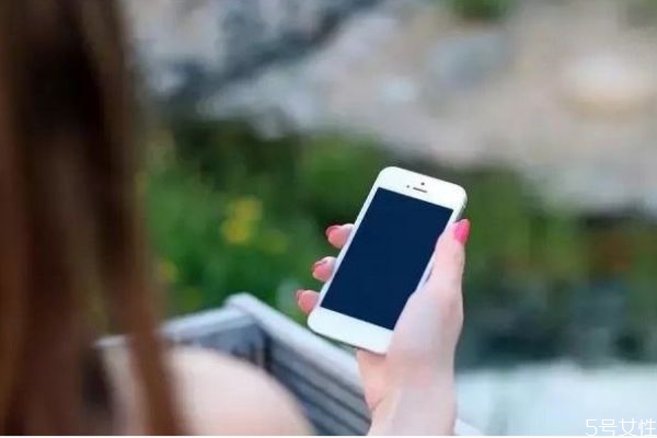 分手后還可以聯(lián)系嗎 前任突然發(fā)消息應(yīng)不應(yīng)該回復(fù)呢 分手后還可以聯(lián)系嗎 前任突然發(fā)消息應(yīng)不應(yīng)該回復(fù)呢