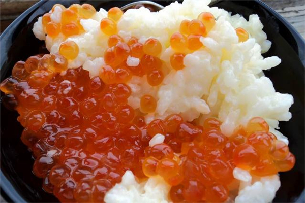 魚(yú)子醬為什么要放在虎口吃 魚(yú)子醬為什么要放在手上吃 魚(yú)子醬為什么要放在虎口吃 魚(yú)子醬為什么要放在手上吃