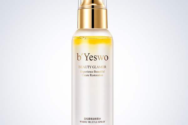 三十毫升精華液能用多久 精華液怎樣用比較好 三十毫升精華液能用多久 精華液怎樣用比較好