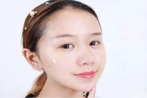 肌底液一次應該使用多少呢 肌底液可以天天使用嗎