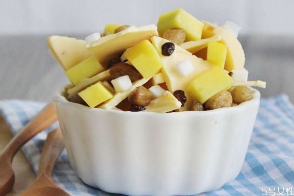 酸奶可以減肥嗎 怎么喝酸奶可以減肥呢 酸奶可以減肥嗎 怎么喝酸奶可以減肥呢