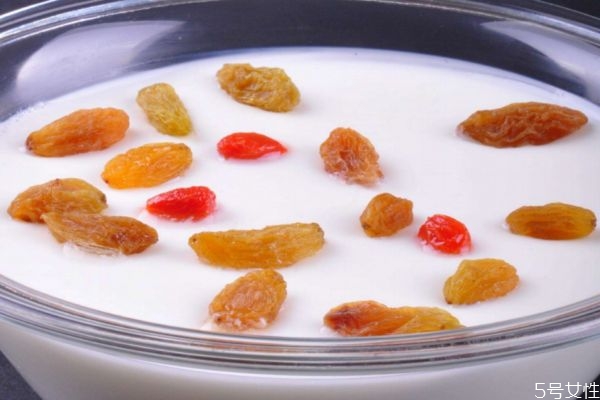 酸奶可以減肥嗎 怎么喝酸奶可以減肥呢 酸奶可以減肥嗎 怎么喝酸奶可以減肥呢