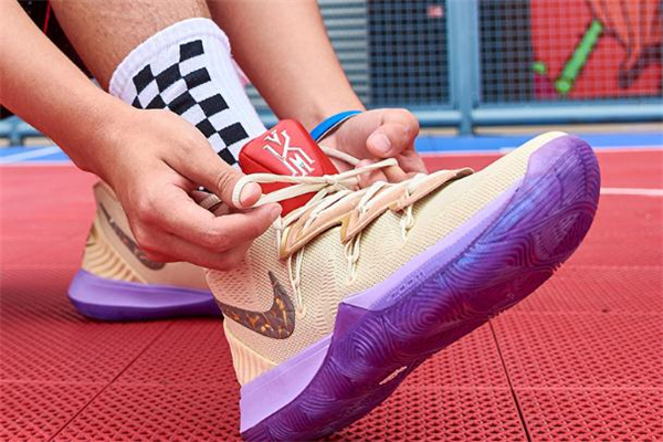 歐文5和士兵13哪個(gè)好 歐文5和詹13士兵實(shí)戰(zhàn)對(duì)比測(cè)評(píng) 歐文5和士兵13哪個(gè)好 歐文5和詹13士兵實(shí)戰(zhàn)對(duì)比測(cè)評(píng)