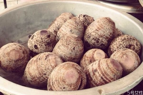芋頭有什么營養(yǎng)價(jià)值呢 吃芋頭有什么好處呢