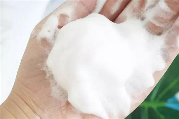 unny氨基酸洗面奶怎么樣 unny氨基酸洗面奶好用嗎 unny氨基酸洗面奶怎么樣 unny氨基酸洗面奶好用嗎