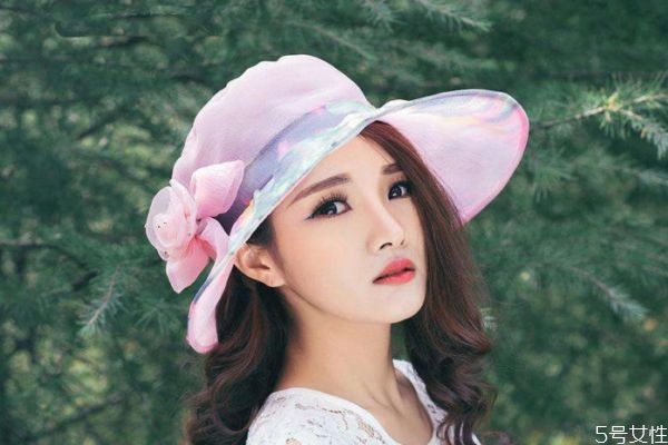 紫外線對頭發(fā)有傷害嗎 頭發(fā)怎么預(yù)防紫外線 紫外線對頭發(fā)有傷害嗎 頭發(fā)怎么預(yù)防紫外線