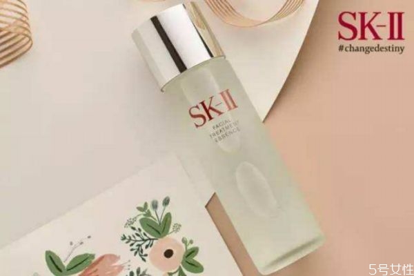 皮膚缺水的原因有哪些 皮膚缺水是什么導(dǎo)致的 皮膚缺水的原因有哪些 皮膚缺水是什么導(dǎo)致的