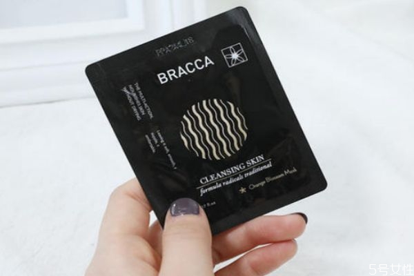 泡沫面膜主要功效是什么呢 如何鑒別泡沫面膜的好壞呢 泡沫面膜主要功效是什么呢 如何鑒別泡沫面膜的好壞呢