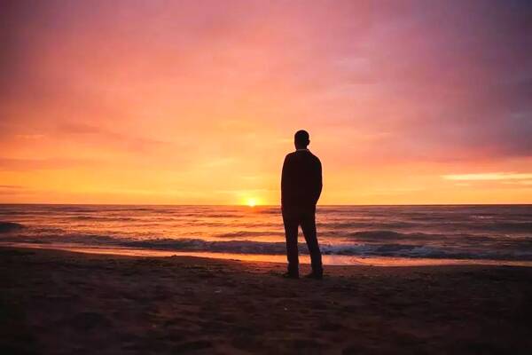 怎樣挽回男友的心 挽回男友常見(jiàn)的誤區(qū)有哪些