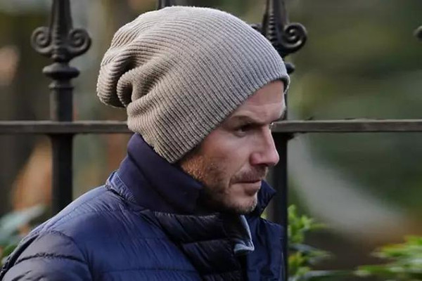 男生戴什么款式的帽子顯臉小 男生不同臉型適合戴的帽子 男生戴什么款式的帽子顯臉小 男生不同臉型適合戴的帽子