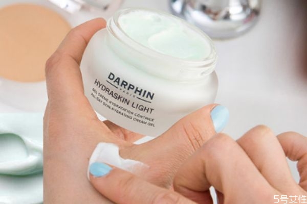 朵梵保濕凝霜孕婦可以用嗎 朵梵鮮活水嫩保濕凝霜 朵梵保濕凝霜孕婦可以用嗎 朵梵鮮活水嫩保濕凝霜