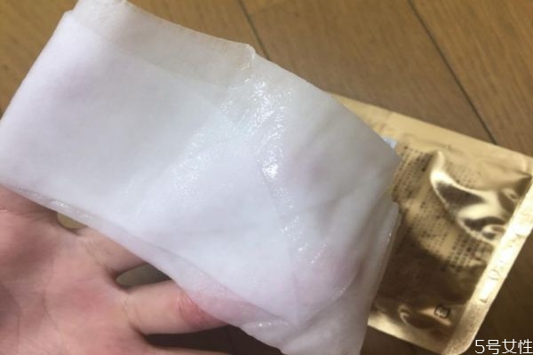 面膜是不是精華液越多越好 面膜的精華液有什么作用 面膜是不是精華液越多越好 面膜的精華液有什么作用