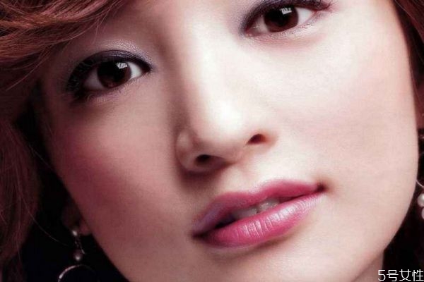 什么是垂直唇紋呢 垂直唇紋是什么樣子的呢 什么是垂直唇紋呢 垂直唇紋是什么樣子的呢