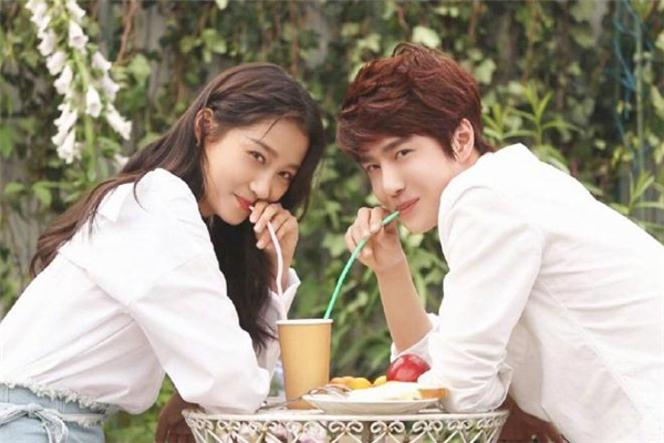 戀愛中該不該借錢給對方 戀愛中情侶是否應(yīng)該向?qū)Ψ浇桢X 戀愛中該不該借錢給對方 戀愛中情侶是否應(yīng)該向?qū)Ψ浇桢X