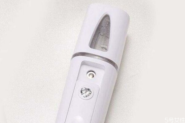 補(bǔ)水儀對皮膚好嗎 納米噴霧補(bǔ)水儀的好處