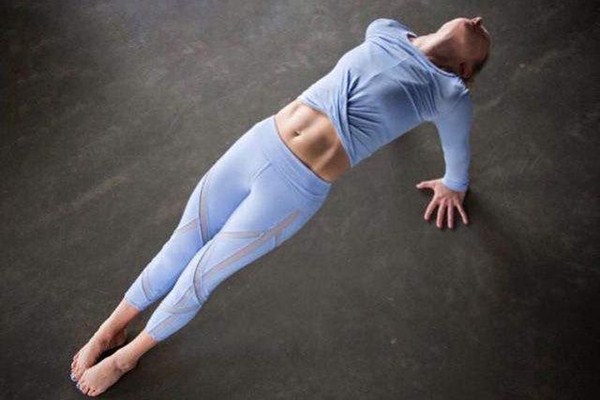 女生腰窩怎么練 女生有腰窩代表什么 女生腰窩怎么練 女生有腰窩代表什么