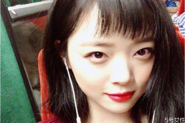 男生心疼一個(gè)女生會(huì)怎樣 男生心疼一個(gè)女生的表現(xiàn) 男生心疼一個(gè)女生會(huì)怎樣 男生心疼一個(gè)女生的表現(xiàn)