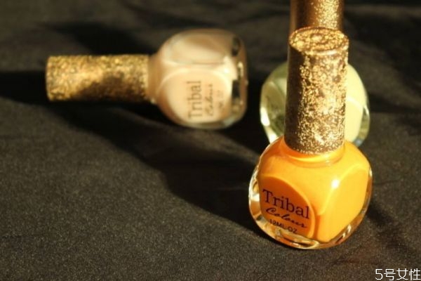 過期的指甲油可以嗎 過期的指甲油有什么危害呢 過期的指甲油可以嗎 過期的指甲油有什么危害呢