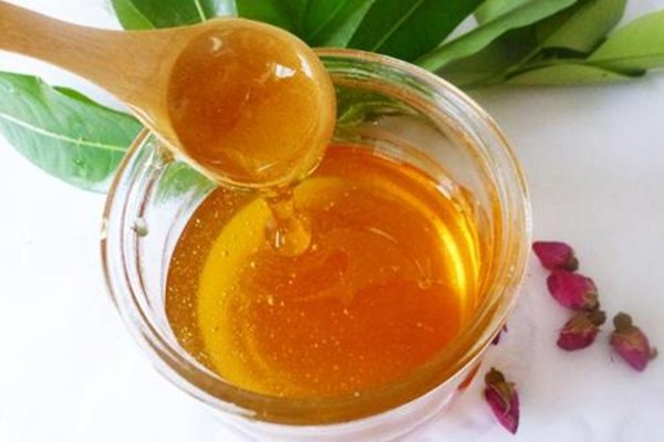 蜂蜜洗臉能祛痘痕嗎 蜂蜜祛痘小技巧 蜂蜜洗臉能祛痘痕嗎 蜂蜜祛痘小技巧