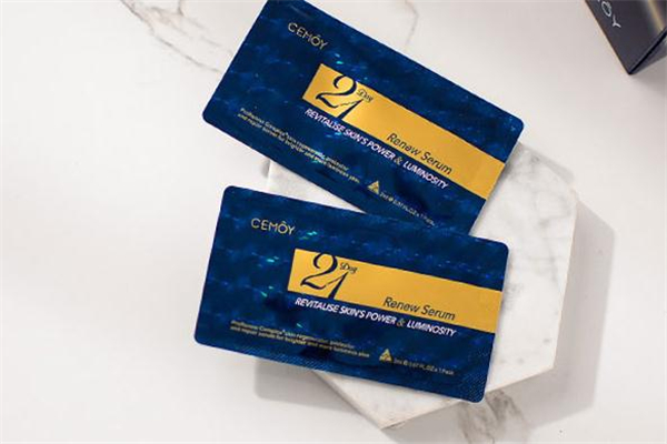 cemoy21天精華適合什么年齡 21天極光精華眼部能用嗎 cemoy21天精華適合什么年齡 21天極光精華眼部能用嗎