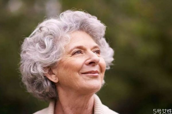 預(yù)防皺紋的方法有什么呢 如何能有效預(yù)防皺紋呢 預(yù)防皺紋的方法有什么呢 如何能有效預(yù)防皺紋呢