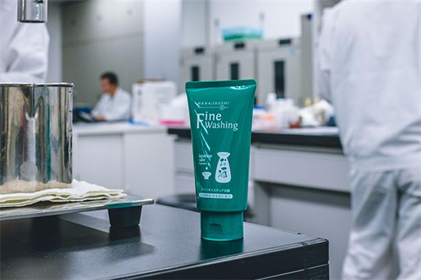 花印清酒洗面奶怎么樣 花印清酒洗面奶是皂基嗎 花印清酒洗面奶怎么樣 花印清酒洗面奶是皂基嗎