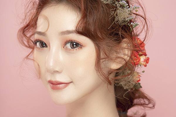 女人需要天天化妝嗎 睫毛膏卸不干凈會(huì)怎樣 女人需要天天化妝嗎 睫毛膏卸不干凈會(huì)怎樣