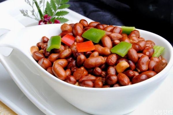 花生有什么營養(yǎng)價值呢 吃花生有什么好處呢 花生有什么營養(yǎng)價值呢 吃花生有什么好處呢