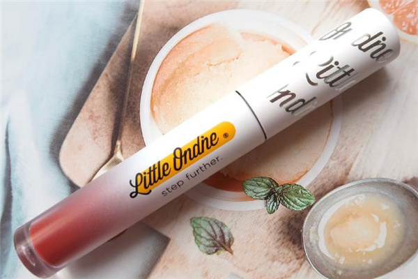 小奧汀唇釉試色 小奧汀唇釉哪個顏色好看 小奧汀唇釉試色 小奧汀唇釉哪個顏色好看