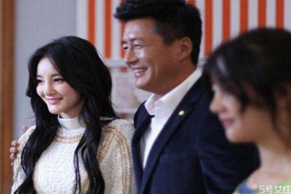 第一次見公婆應(yīng)該注意什么 第一次見公婆說話技巧 第一次見公婆應(yīng)該注意什么 第一次見公婆說話技巧