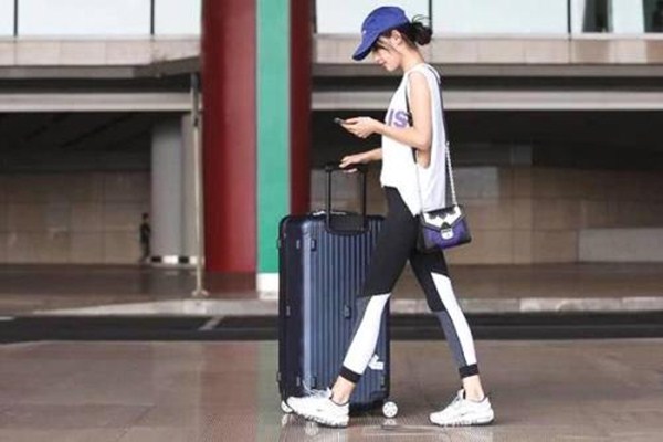 胖的人適合穿運動裝嗎 胖人怎么選運動裝 胖的人適合穿運動裝嗎 胖人怎么選運動裝