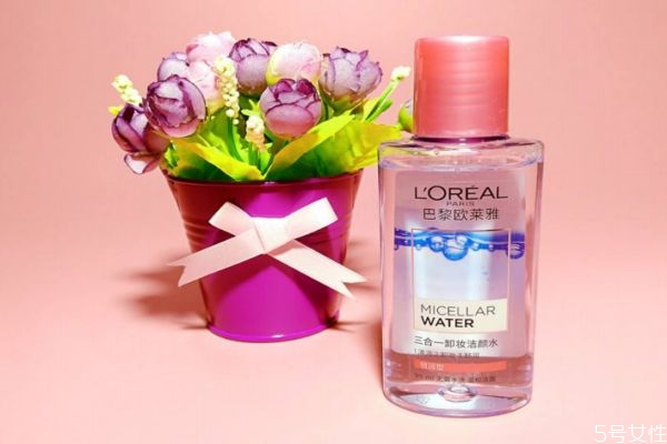 如何選擇卸妝水呢 卸妝水的重要性有什么呢 如何選擇卸妝水呢 卸妝水的重要性有什么呢