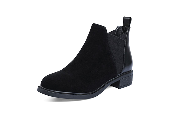 絨面鞋子發(fā)白怎么辦 絨面鞋子怎么清洗 絨面鞋子發(fā)白怎么辦 絨面鞋子怎么清洗