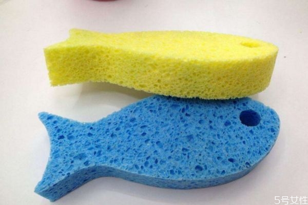 洗臉撲會(huì)發(fā)霉嗎 洗臉撲發(fā)霉的原因有什么呢 洗臉撲會(huì)發(fā)霉嗎 洗臉撲發(fā)霉的原因有什么呢