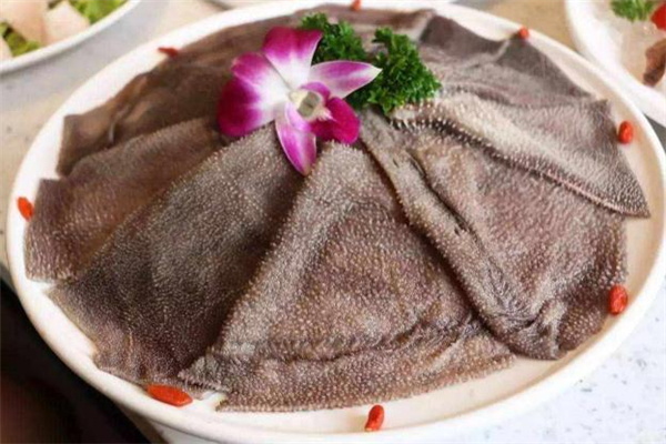 黃喉和毛肚哪個(gè)好吃些 黃喉和毛肚是哪個(gè)部位 黃喉和毛肚哪個(gè)好吃些 黃喉和毛肚是哪個(gè)部位