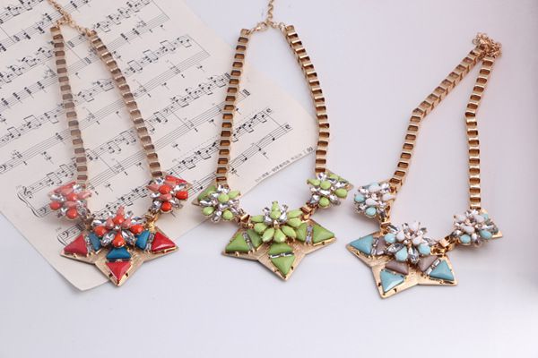 毛衣鏈的長度一般多長合適 什么毛衣適合戴項鏈 毛衣鏈的長度一般多長合適 什么毛衣適合戴項鏈