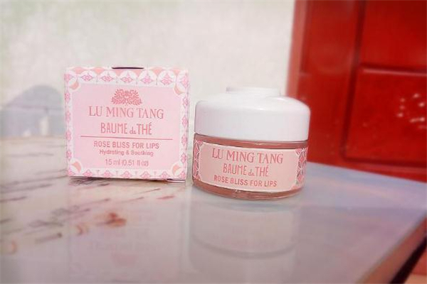 露茗堂唇膜能每天涂嗎 露茗堂唇膜唇炎能用嗎 露茗堂唇膜能每天涂嗎 露茗堂唇膜唇炎能用嗎