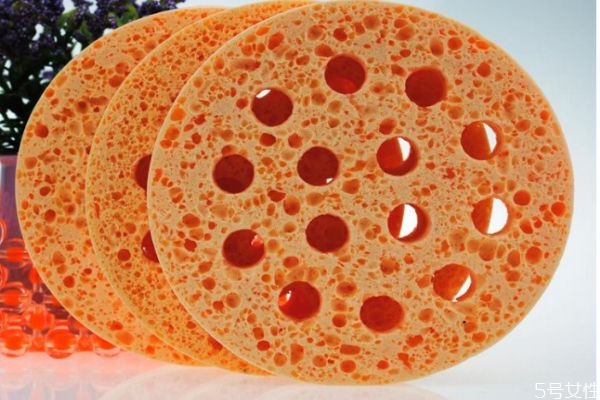 洗臉撲要放回盒子里嗎 洗臉撲怎樣掛起來 洗臉撲要放回盒子里嗎 洗臉撲怎樣掛起來