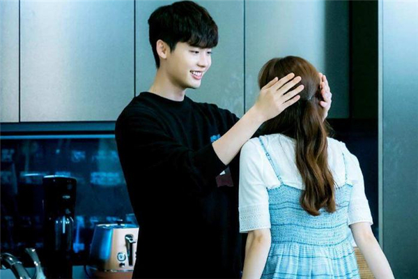 該不該因?yàn)榉质衷g毀對(duì)方 分手了該不該背后詆毀對(duì)方 該不該因?yàn)榉质衷g毀對(duì)方 分手了該不該背后詆毀對(duì)方