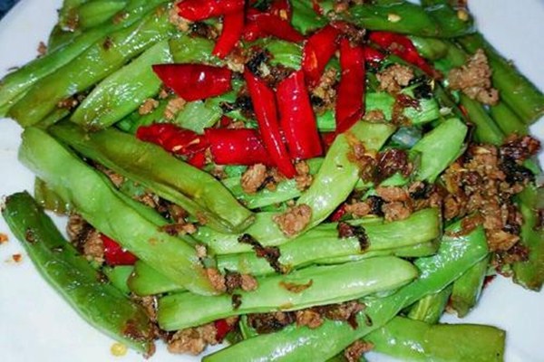 怎么避免四季豆發(fā)芽 發(fā)芽的四季豆怎么吃 怎么避免四季豆發(fā)芽 發(fā)芽的四季豆怎么吃