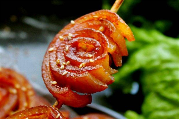 豬皮是發(fā)物嗎 吃豬皮會(huì)過敏嗎