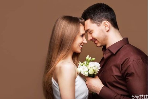 相親男要求吃飯aa制你怎么看呢 相親男要求吃飯aa制你怎么看呢