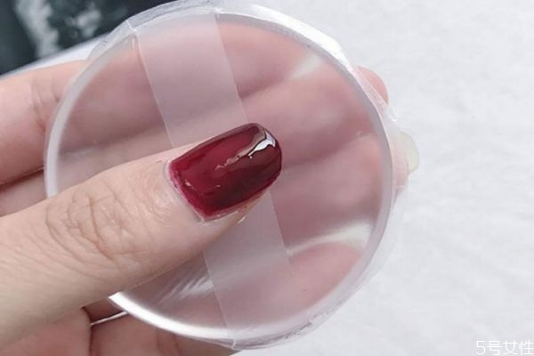 硅膠粉撲有什么作用呢 硅膠粉撲需要清洗嗎 硅膠粉撲有什么作用呢 硅膠粉撲需要清洗嗎