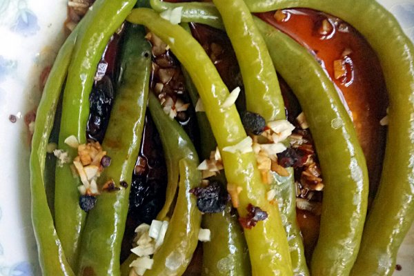 酸辣椒有什么營養(yǎng) 酸辣椒可以放多久 酸辣椒有什么營養(yǎng) 酸辣椒可以放多久