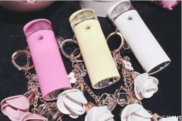 補(bǔ)水儀是潔面之后用嗎 納米噴霧補(bǔ)水儀先加水還是先充電 補(bǔ)水儀是潔面之后用嗎 納米噴霧補(bǔ)水儀先加水還是先充電