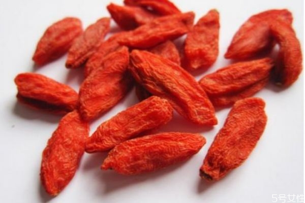 枸杞的種類有什么呢 紅枸杞的作用有什么呢 枸杞的種類有什么呢 紅枸杞的作用有什么呢
